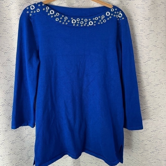 Cable & Gauge Lightweight Pullover Sweater Top
Size M - Picture 2 of 7